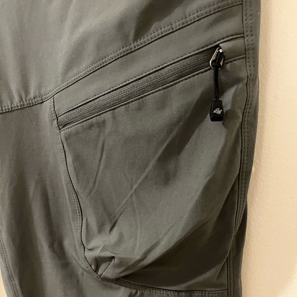Eddie Bauer Grey Flexion Fleece Lined Pants, size 8 - Picture 4 of 9